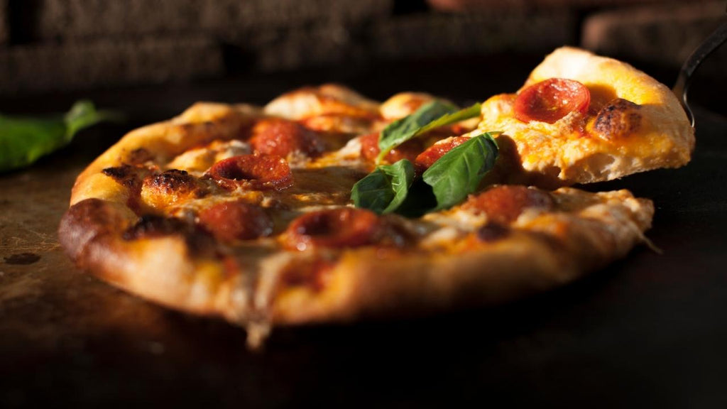 Is Pizza Actually A Pie - why is pizza called pie - Pizza Bien