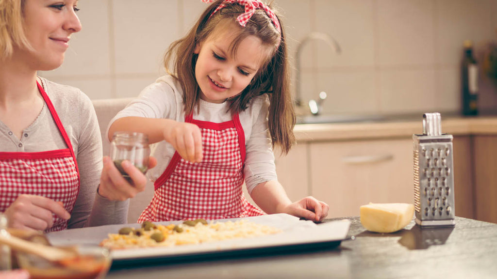 Where Do You Put Oregano on Frozen Pizza - oregano pizza topping - Pizza Bien